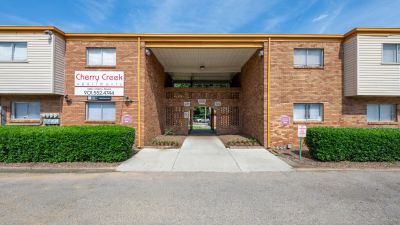 Cherry Creek Apartments Entrance
