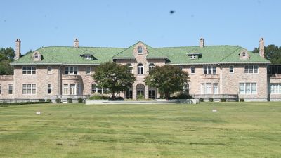Pink palace1