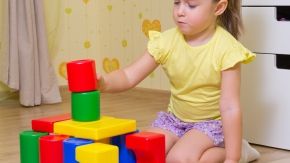 Kid with blocks