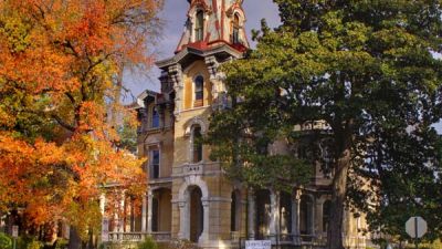Lee House in fall email