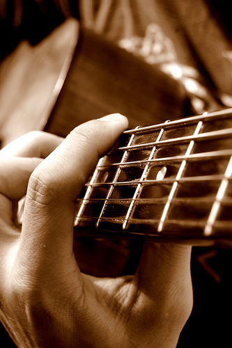 Hang out with family and friends and enjoy free music in Memphis!