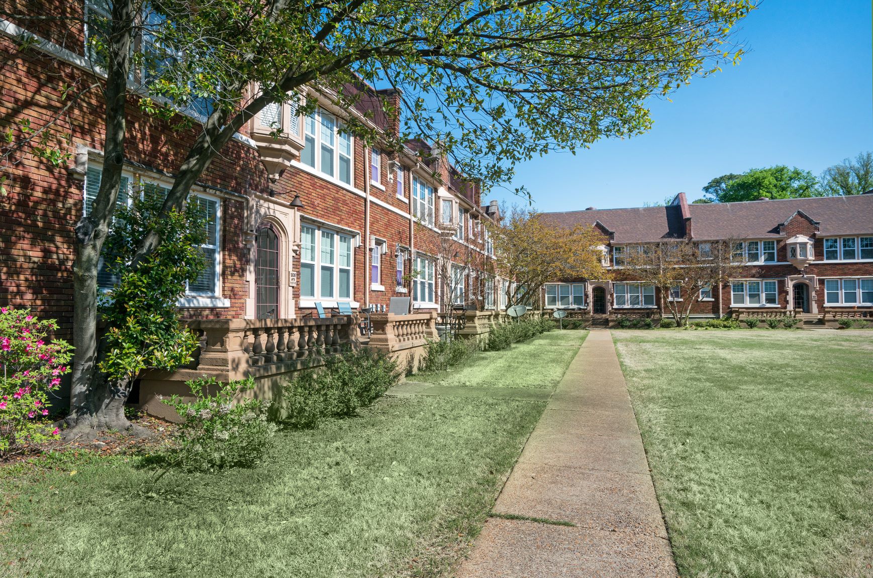 Gallery MRG Apartments